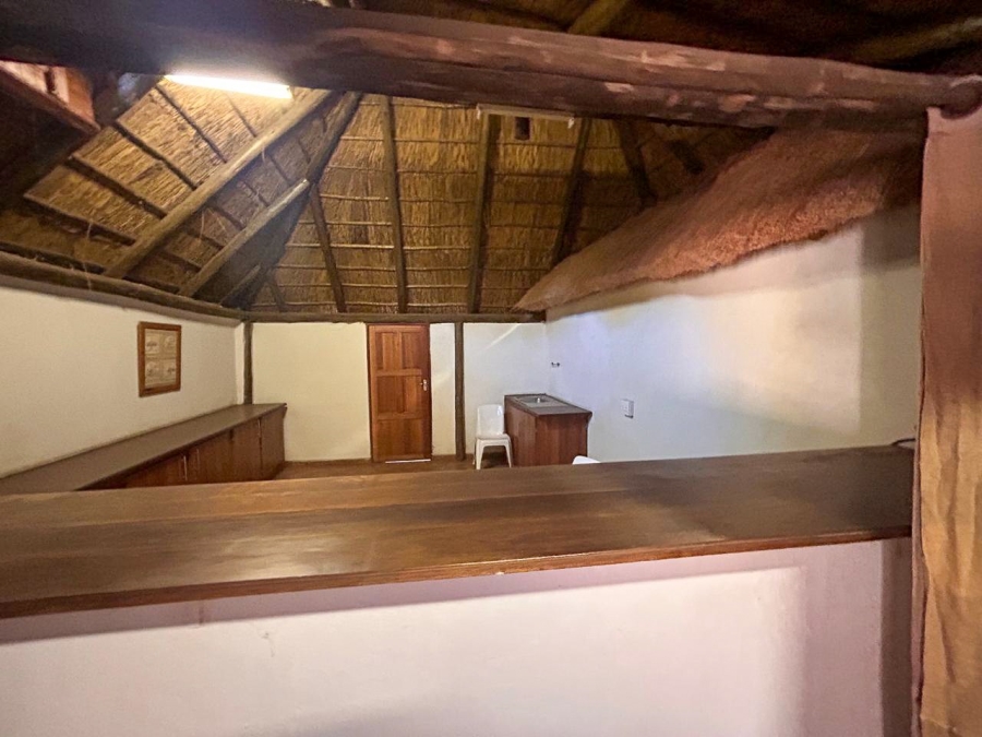 Commercial Property for Sale in Vyfhoek A H North West